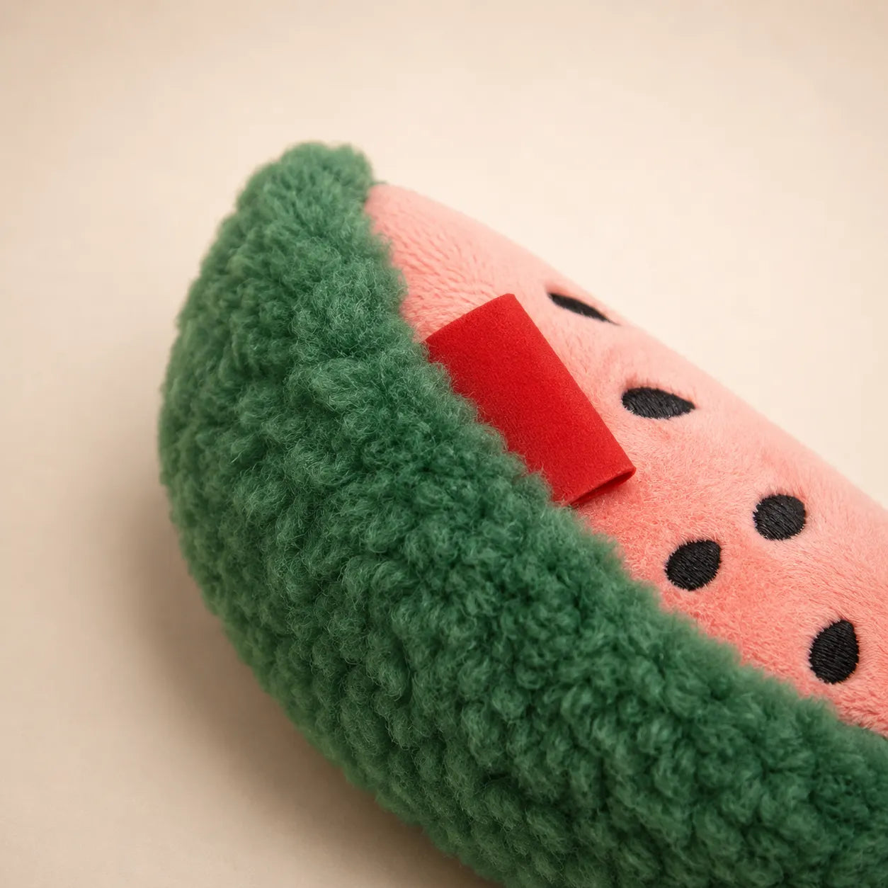 Watermelon Catnip Cat Toy – Plush Crinkle Feather Interactive Bite Resistant Cat Toy-Fussy Cat