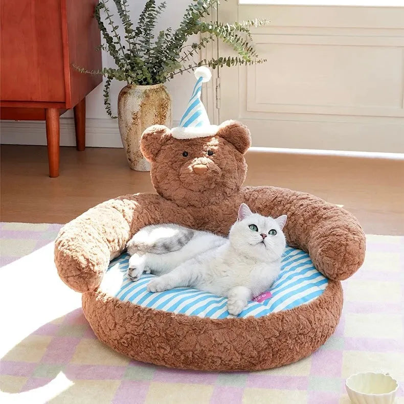 ZEZE Sleepy Nick Bear Cat Sofa Bed – Soft Plush with Striped Cushion