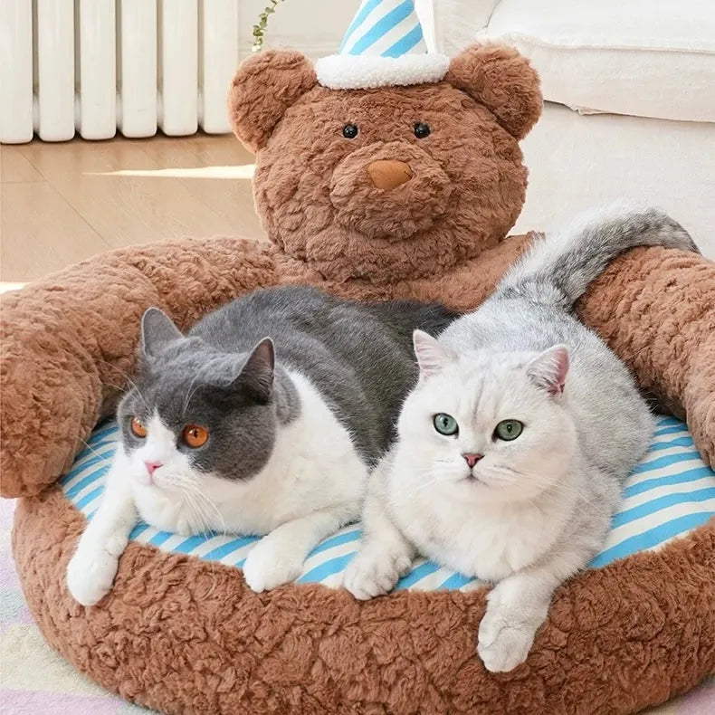 ZEZE Sleepy Nick Bear Cat Sofa Bed – Soft Plush with Striped Cushion