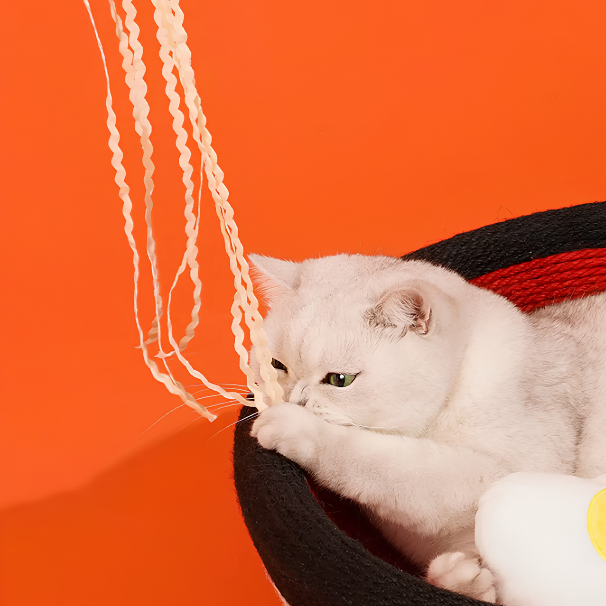 ZEZE Ramen Bowl Cat Scratcher & Bed – Rope Scratching Bowl with Plush Toys, 48cm