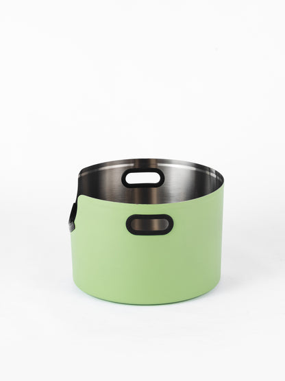 Fussy Cat - The Green Litter Box, 48 Litres. With Litter Mat & Scoop.