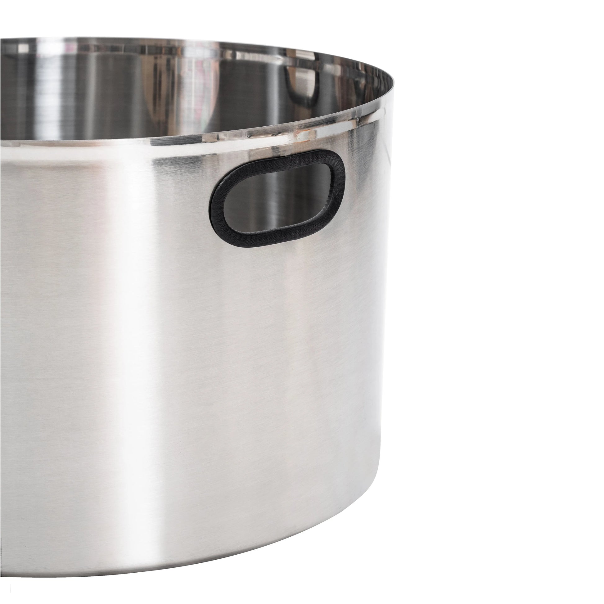 Fussy Cat Graded round stainless steel litter box with black handle, showing a slight cosmetic defect.