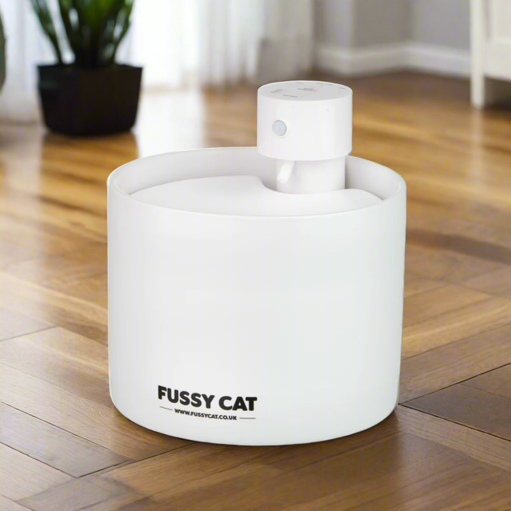 Fussy Cat Water Fountain - Ceramic, Wireless, Motion Activated, Spill-proof design