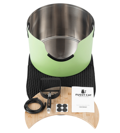 Fussy Cat - The Green Litter Box, 48 Litres. With Litter Mat & Scoop.