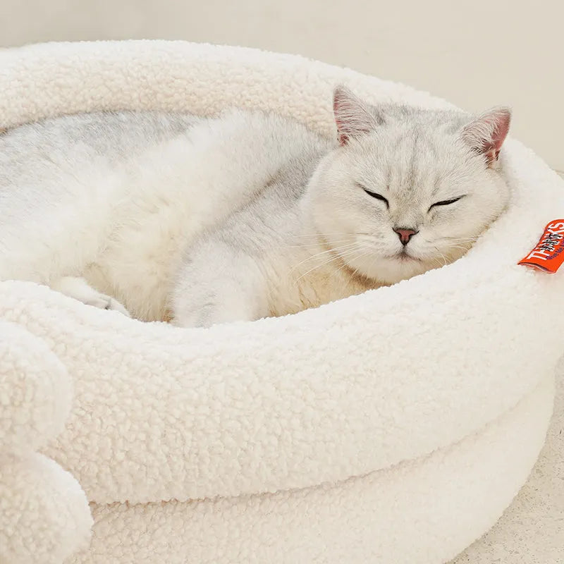 ZEZE Thank You Cat Bed – Soft Cream Plush with Hugging Arm