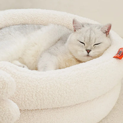 ZEZE Thank You Cat Bed – Soft Cream Plush with Hugging Arm